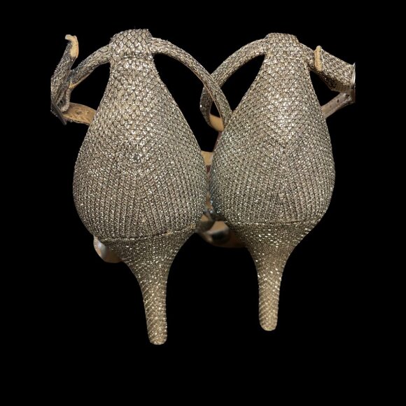 Unisa Ubrantli Silver Sparkle - Size 6.5M - Three Bows - Picture 3 of 6